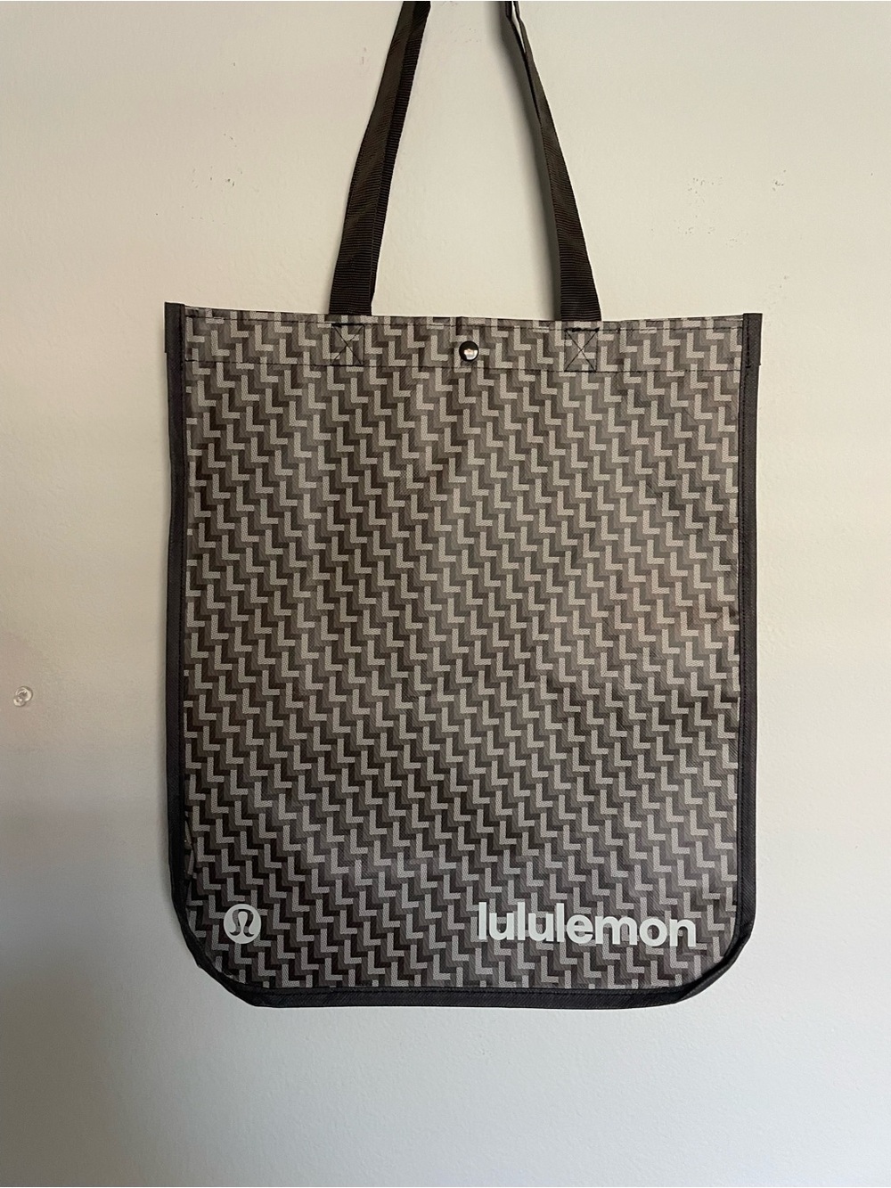 LULULEMON athletica Black Patterned Tote Bag LOGO brown grey